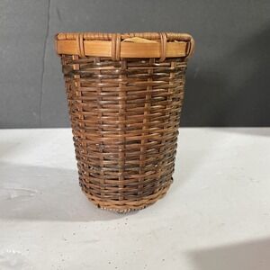 5 1/2" Tall Woven Round‎ Basket